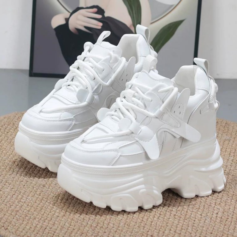 Baskets compensées plates déco - Chunky Sneaker Platform avis et prix