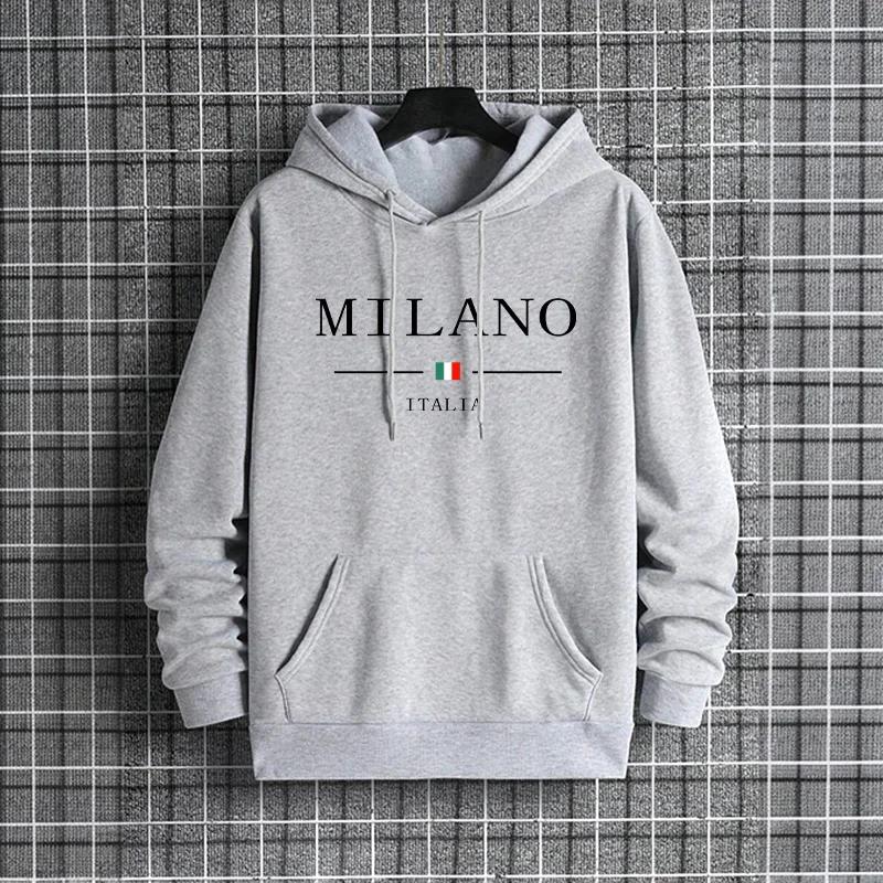 Sweat à capuche tendance pour  - Street Fashion In Milan avis et prix